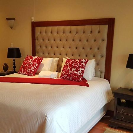 Lily White Guest House Centurion Exterior foto
